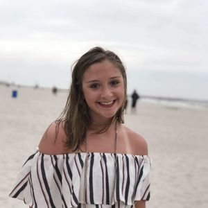 Meet your Posher, Caroline